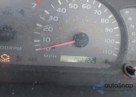 2001 Toyota Sequoia Sr5 V8 z USA, uszkodzony, nr VIN 5TDBT44A41S026481